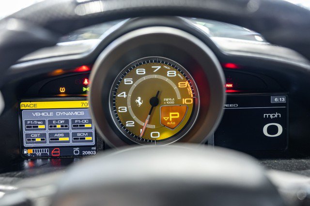 Used 2010 Ferrari 458 Italia Coupe RWD image 48