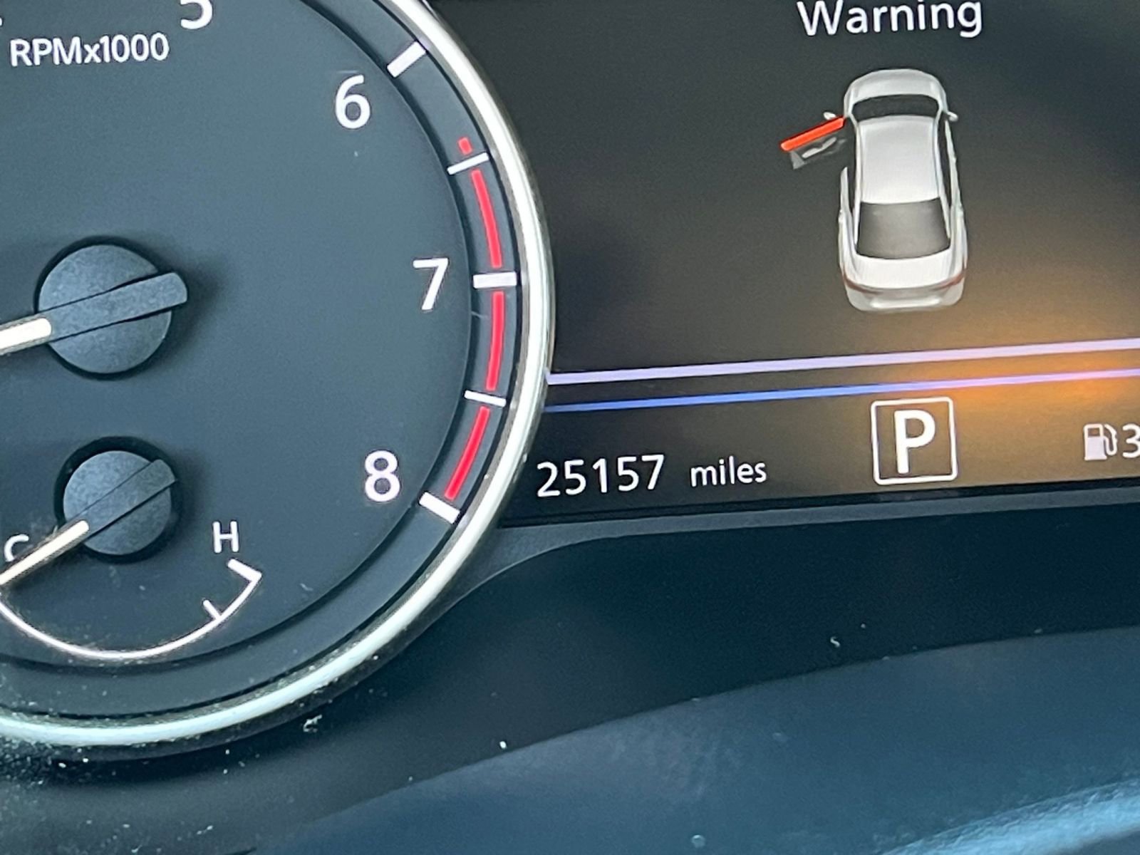Used 2025 Nissan Sentra SV FWD image 41