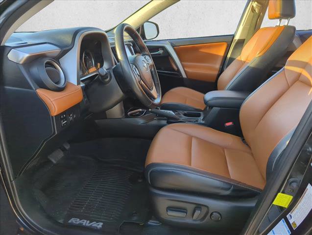 Used 2018 Toyota RAV4 Limited image 10