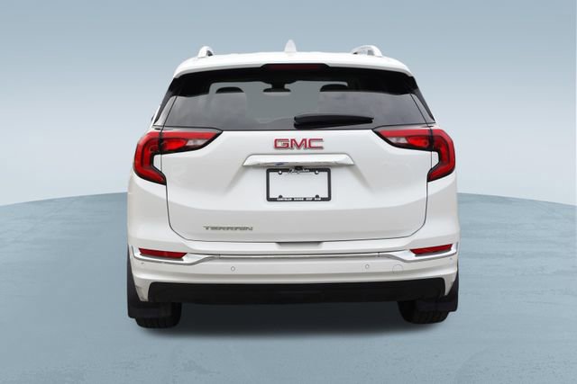Used 2021 GMC Terrain Denali w/ Denali Premium Package image 8