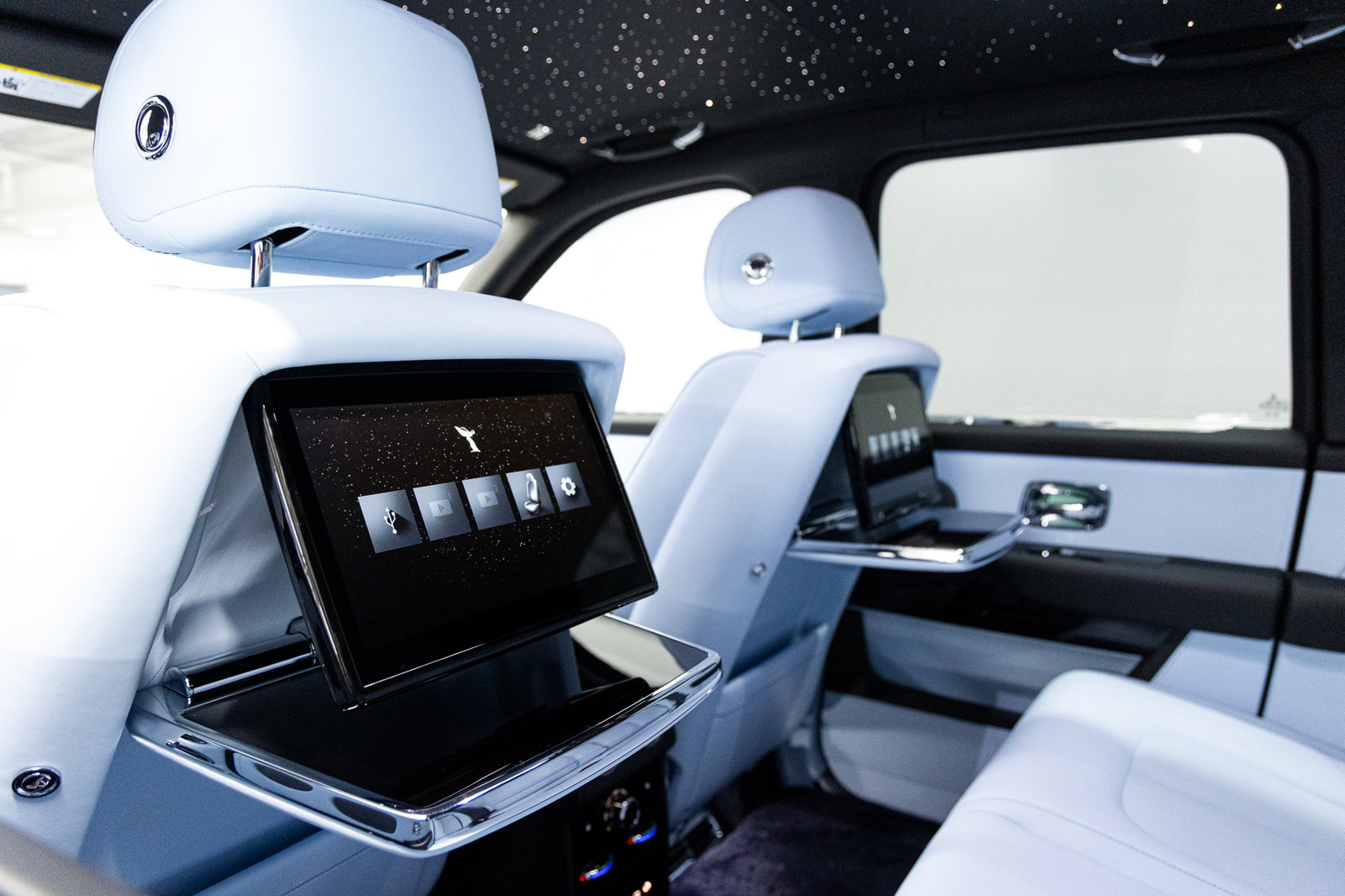 New 2027 Rolls-Royce Cullinan AWD/4WD image 60