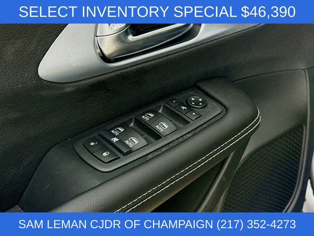 New 2026 Chrysler Pacifica Limited w/ S Appearance Package image 18