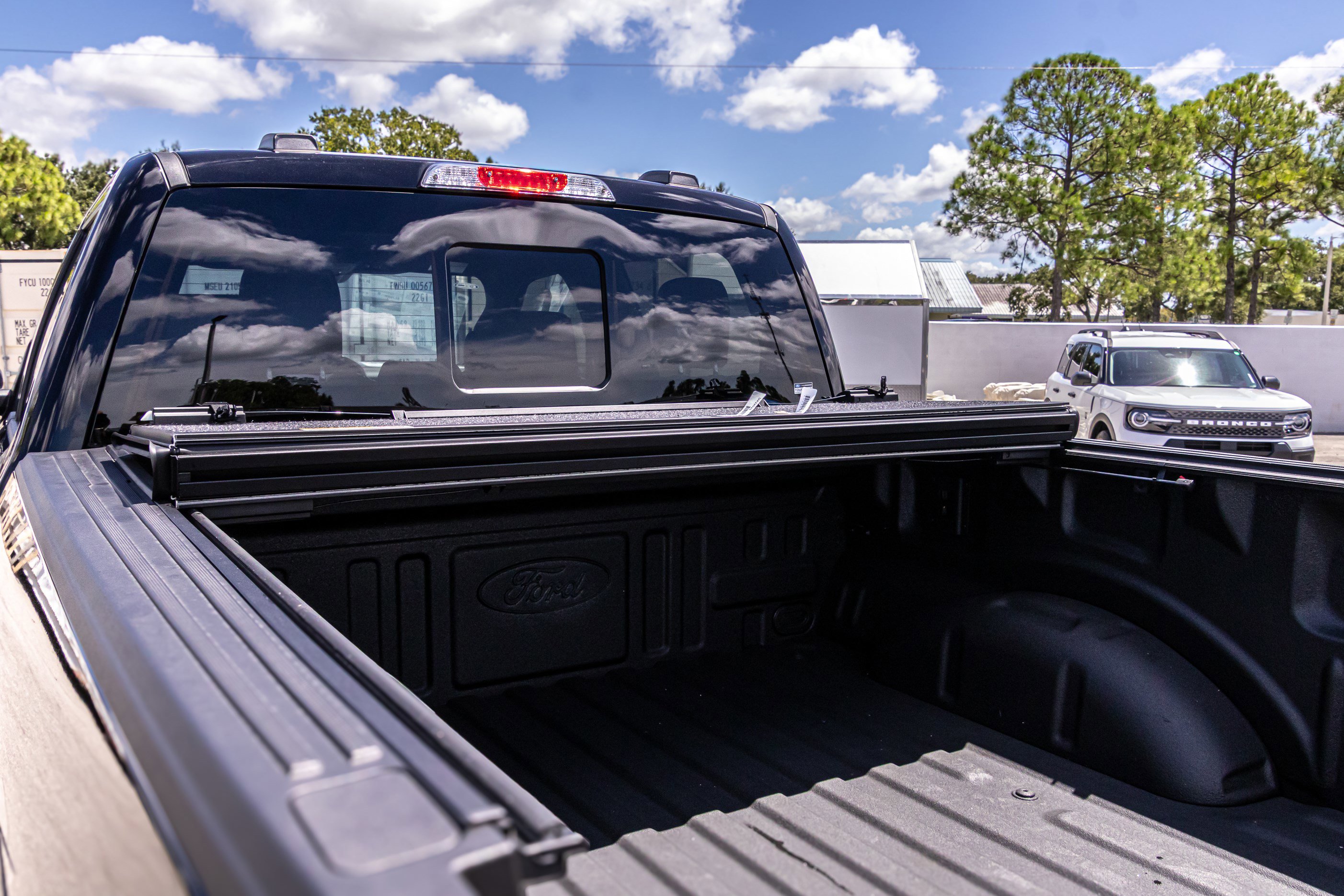 New 2025 Ford F150 Lariat w/ Equipment Group 501A Mid image 18