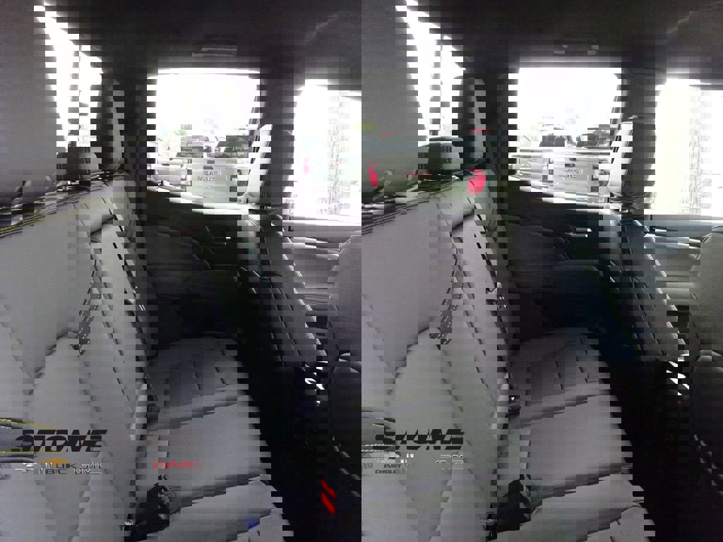 New 2026 Chevrolet Colorado ZR2 image 23