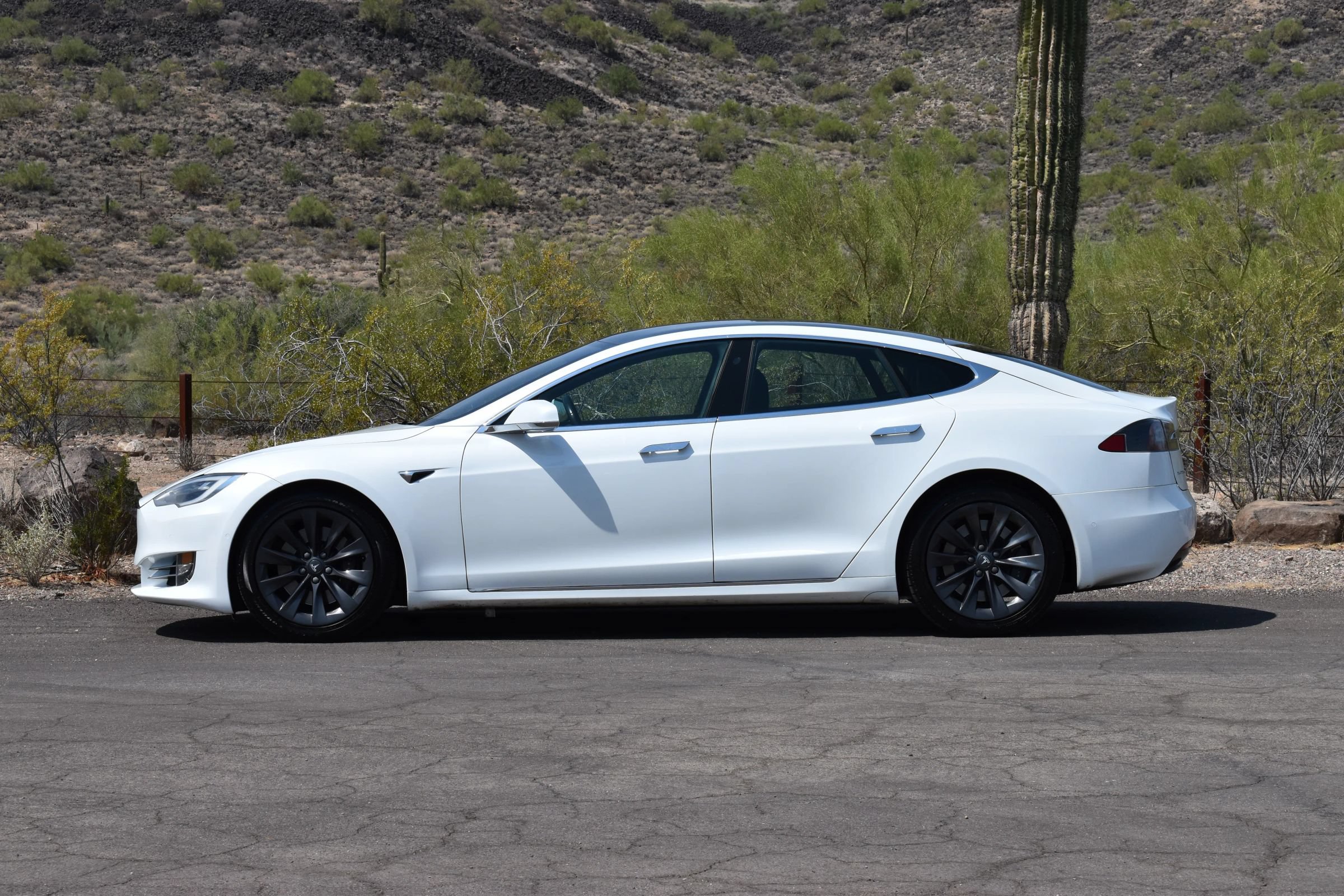 Used 2020 Tesla Model S Performance AWD/4WD image 4