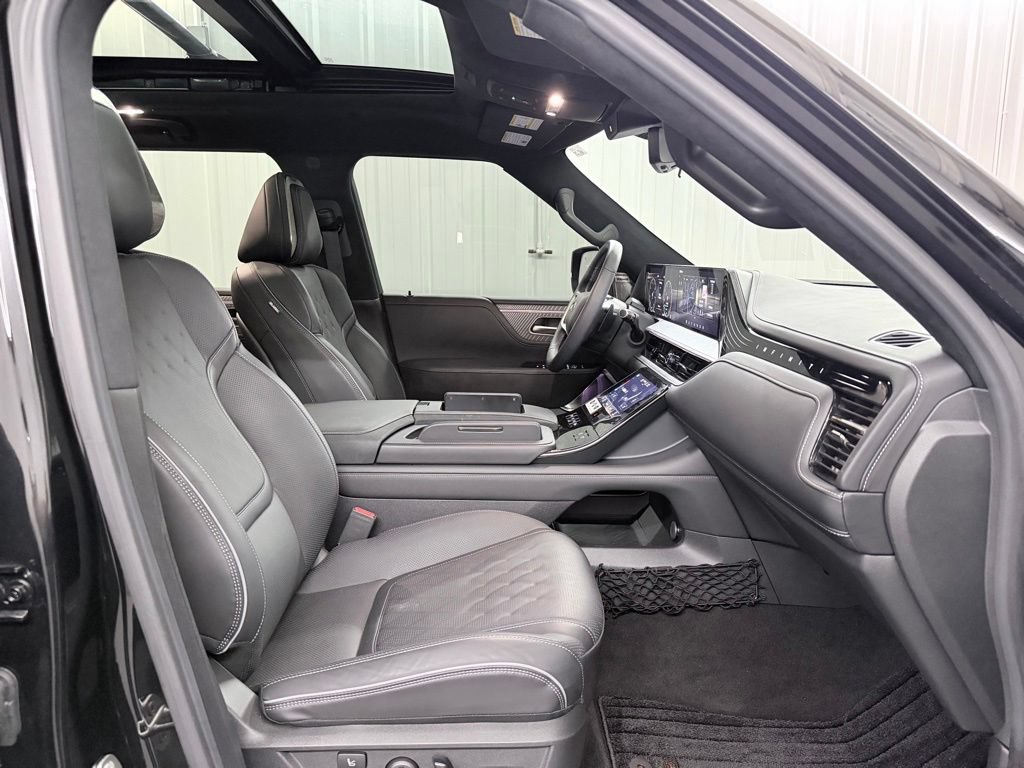 Certified 2025 INFINITI QX80 Autograph w/ Autograph Exterior Package AWD/4WD image 47