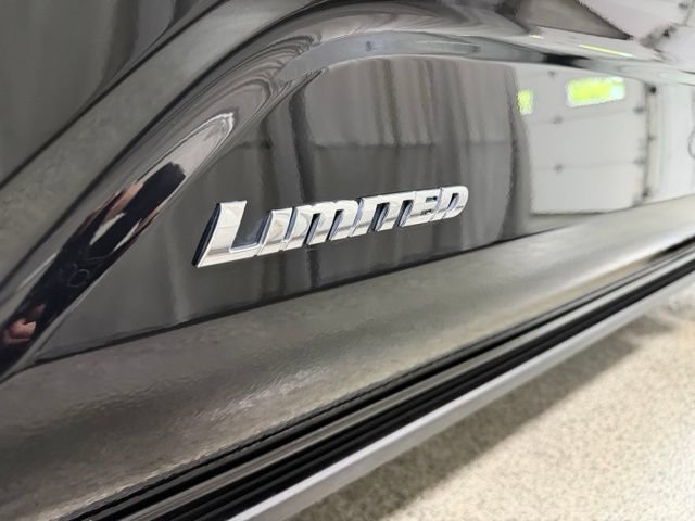 Used 2026 Toyota Tacoma Limited AWD/4WD image 30