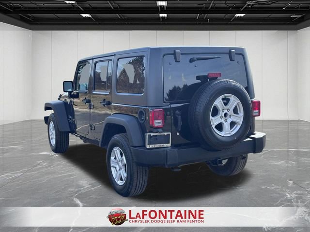 Used 2018 Jeep Wrangler Unlimited Sport S AWD/4WD image 3