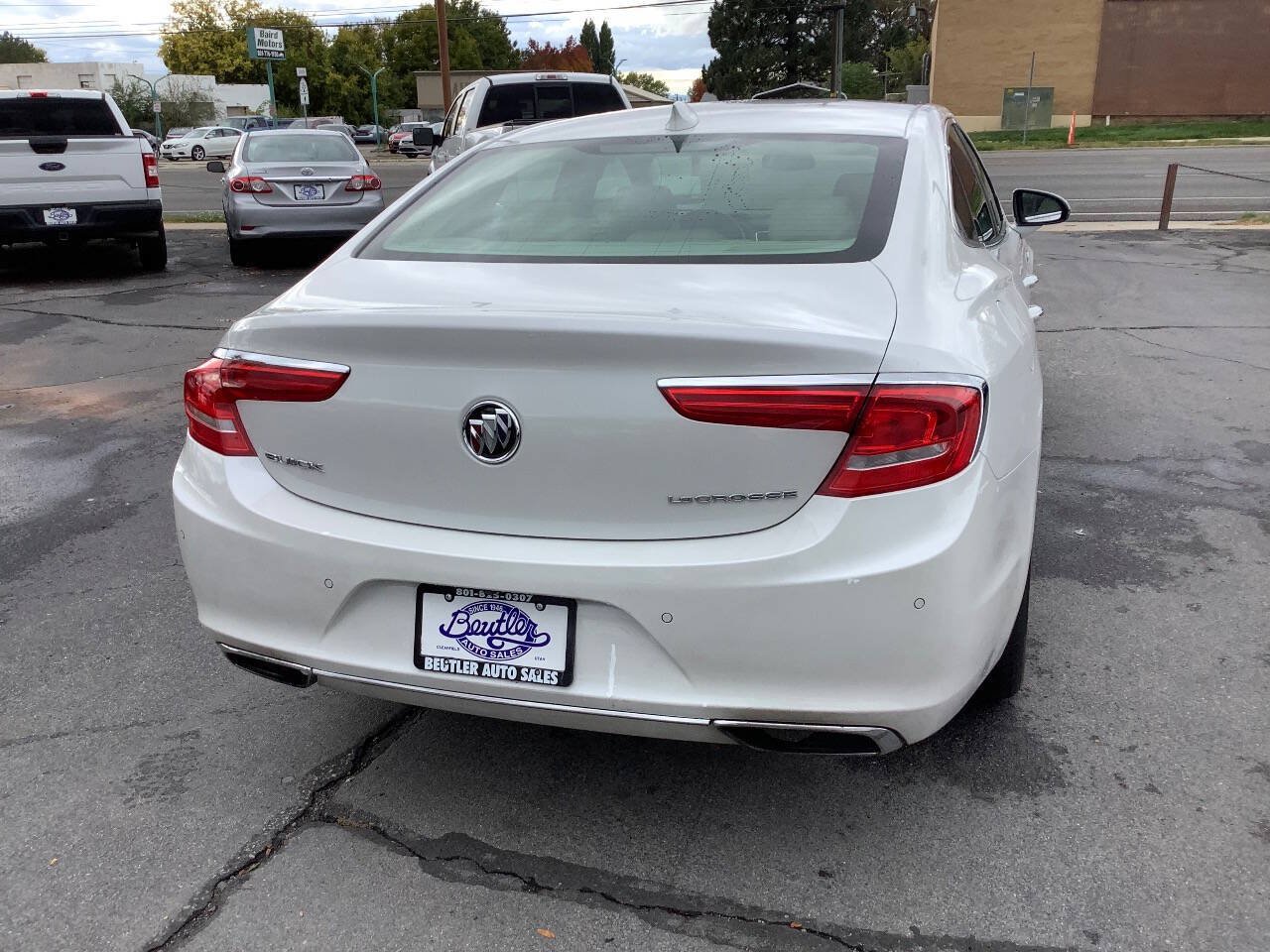 Used 2018 Buick LaCrosse Essence w/ Sights and Sounds Package FWD image 12