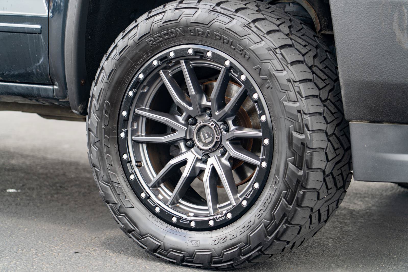 Used 2017 GMC Sierra 1500 SLE w/ Elevation Edition AWD/4WD image 8