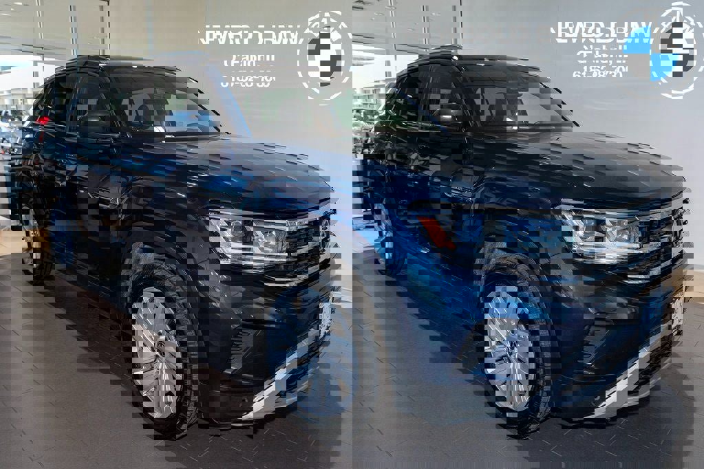 Used 2023 Volkswagen Atlas Cross Sport SE image 1