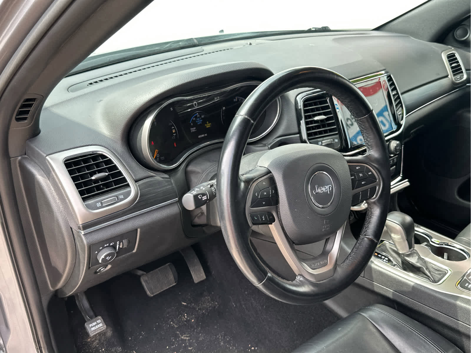 Used 2021 Jeep Grand Cherokee Limited image 26