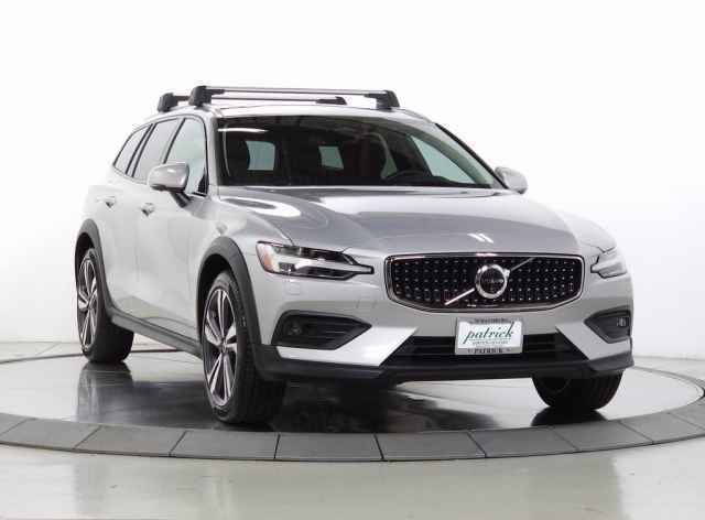 New 2025 Volvo V60 B5 Cross Country Plus w/ Protection Package Premier image 1