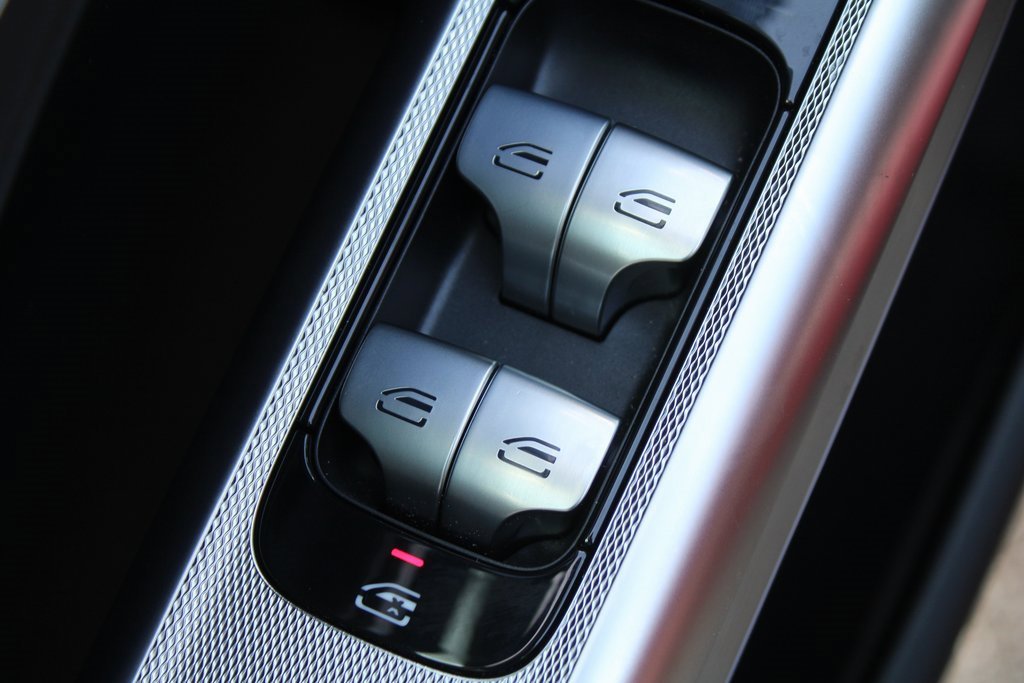 Certified 2025 Mercedes-Benz E 350 4MATIC Sedan image 18