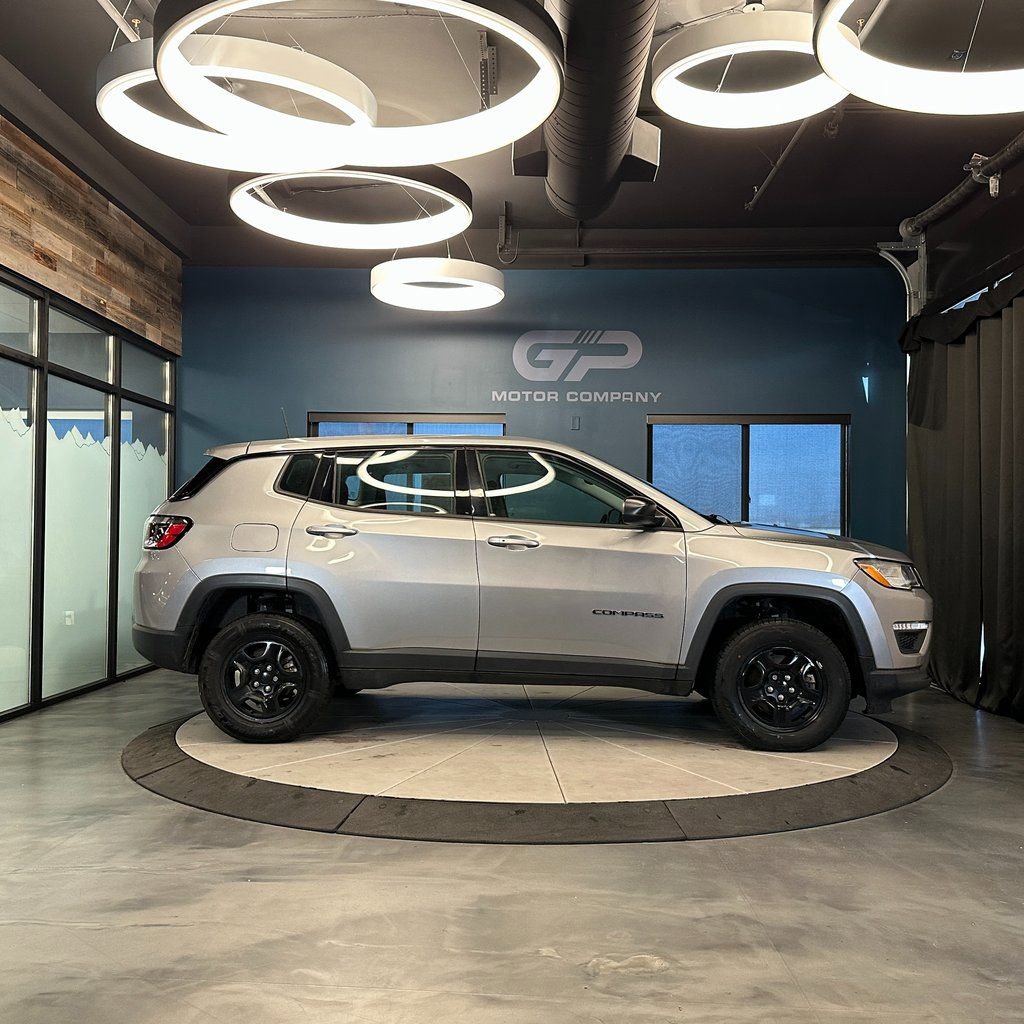Used 2020 Jeep Compass Sport w/ Cold Weather Group AWD/4WD image 2