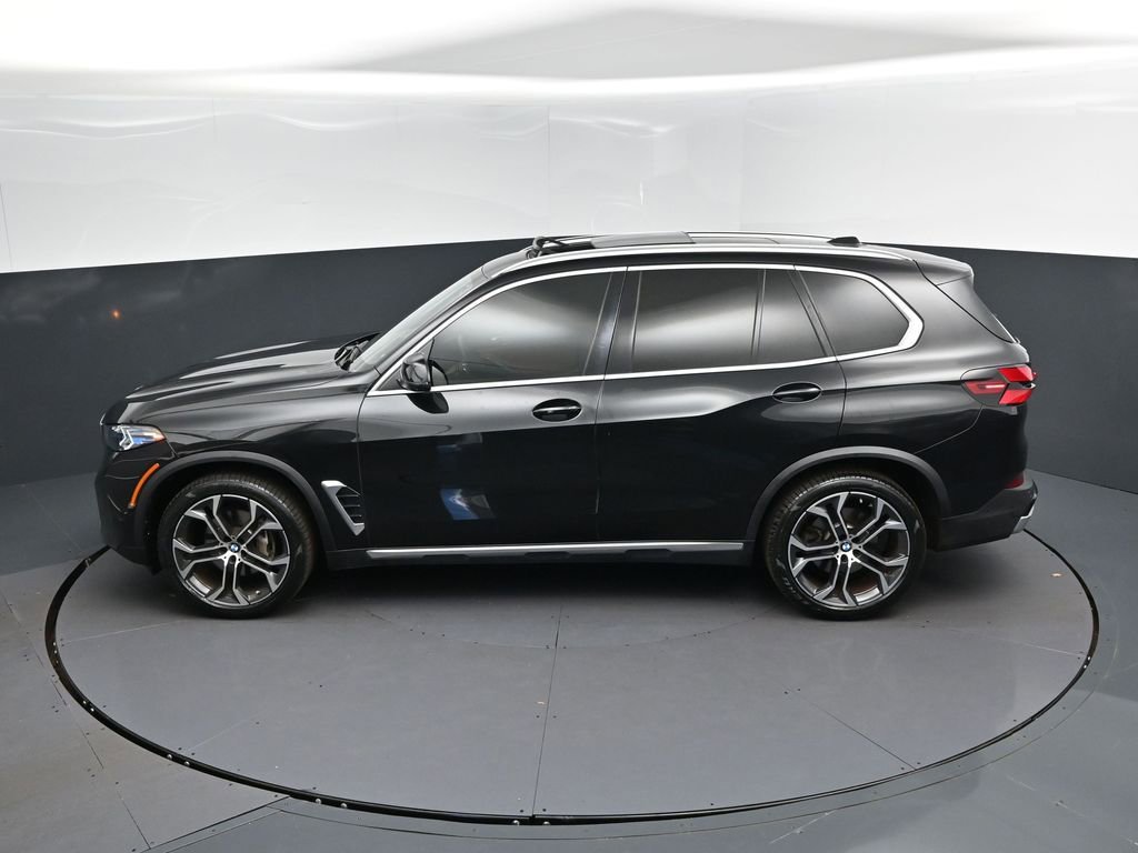 Certified 2024 BMW X5 sDrive40i w/ Premium Package RWD image 32