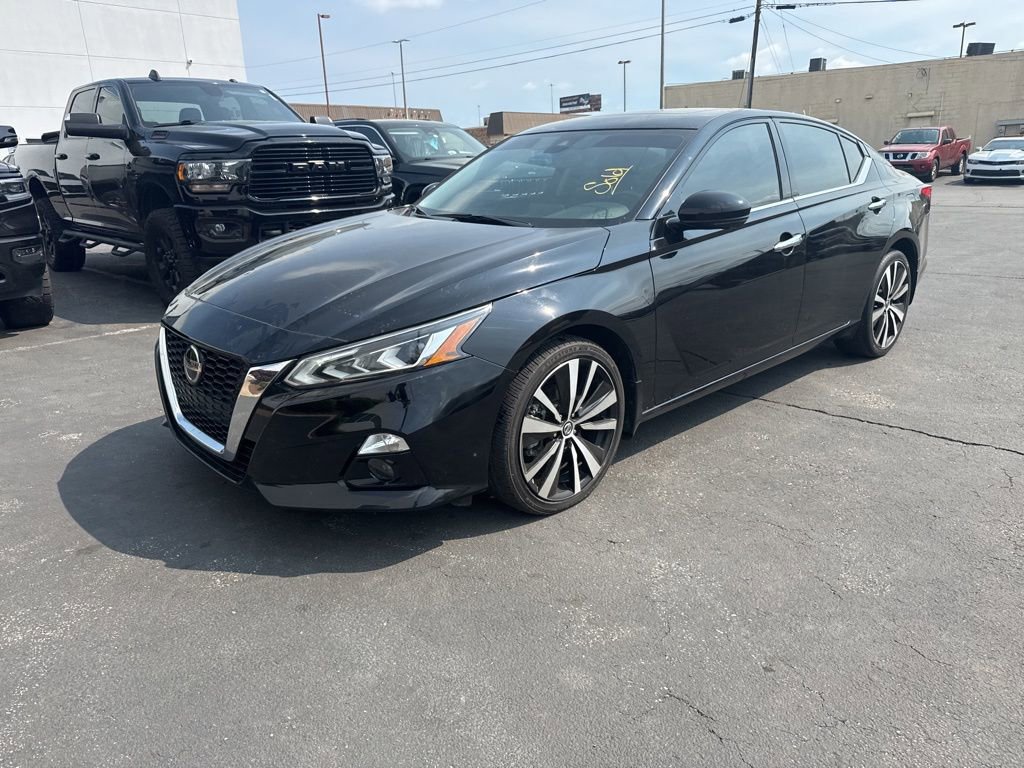 Used 2022 Nissan Altima 2.5 Platinum image 12