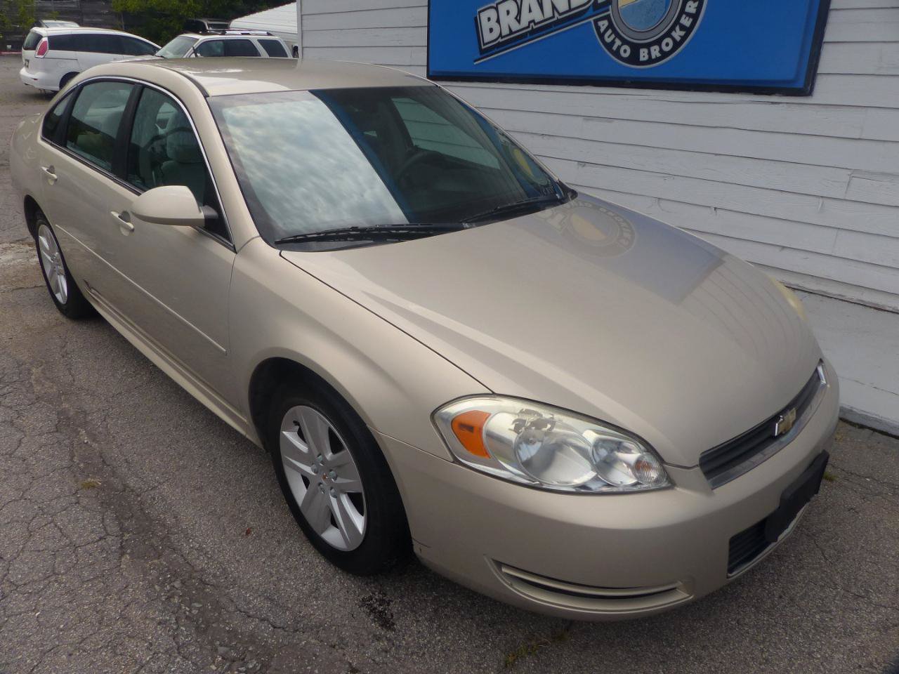 Used 2010 Chevrolet Impala LS FWD image 31