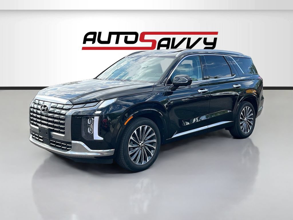 Used 2024 Hyundai Palisade Calligraphy FWD image 3