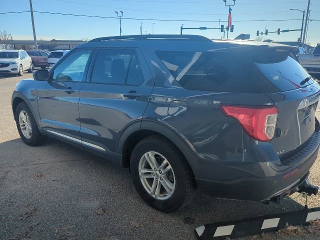 Used 2021 Ford Explorer XLT w/ Equipment Group 202A image 5