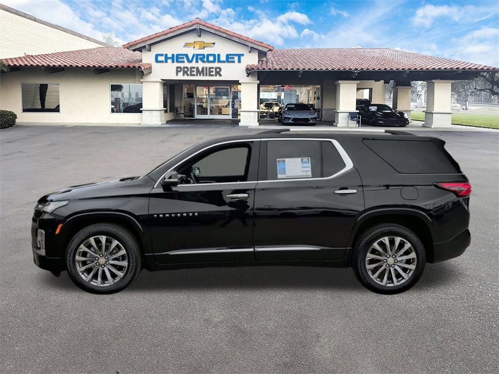 Used 2023 Chevrolet Traverse Premier image 5