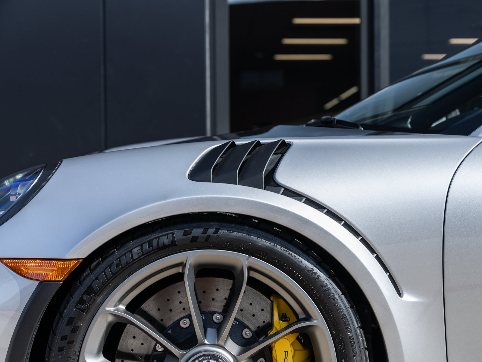 Certified 2019 Porsche 911 GT3 RS RWD image 23