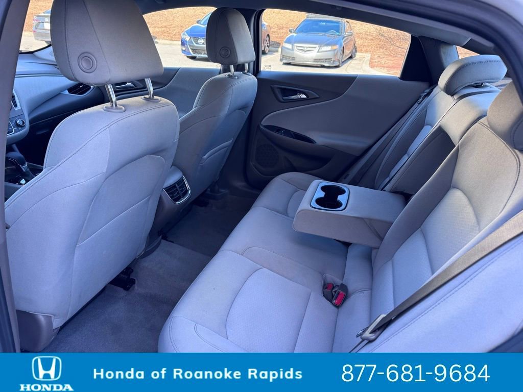 Used 2024 Chevrolet Malibu LT image 30