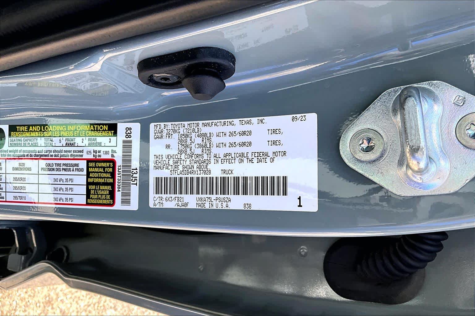 Used 2024 Toyota Tundra SR5 AWD/4WD image 34