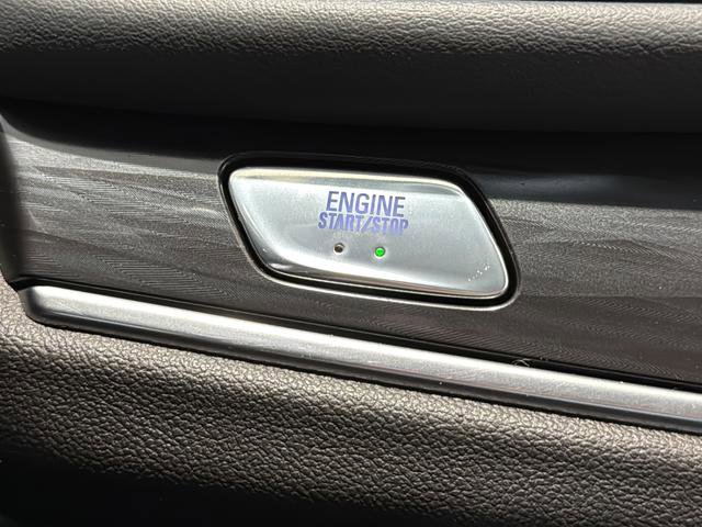 Used 2020 Buick Enclave Premium w/ Surround and Sites Package image 32