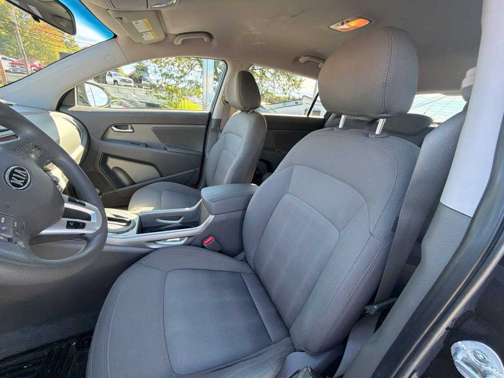 Used 2012 Kia Sportage LX FWD image 7