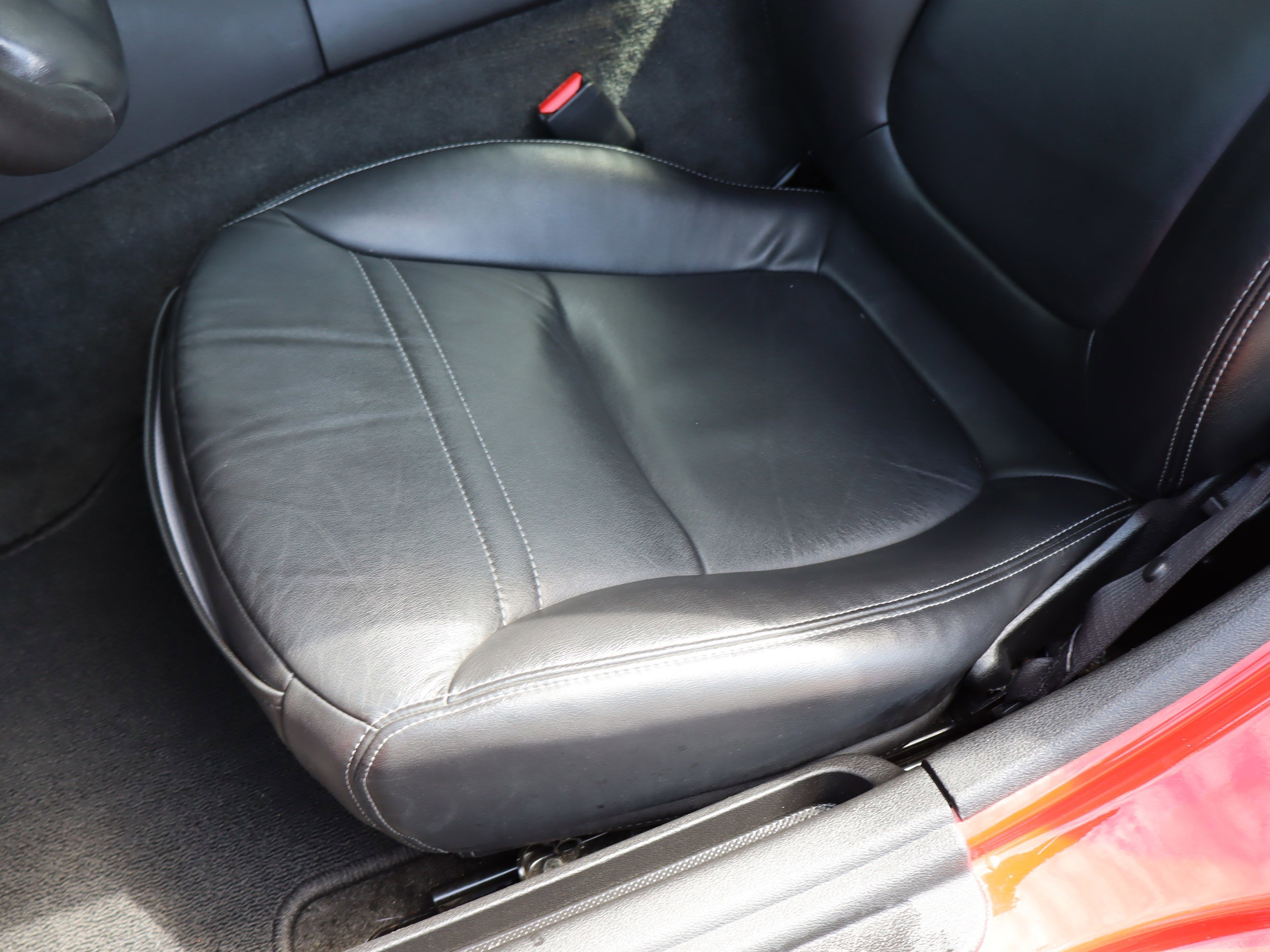 Used 2007 Pontiac Solstice Convertible w/ Premium Package image 15