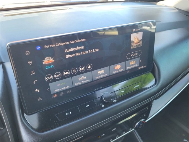 Used 2024 Nissan Rogue Platinum w/ Platinum Premium Package image 13