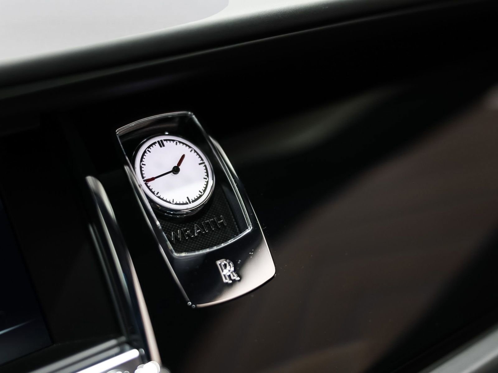 Used 2019 Rolls-Royce Wraith RWD image 59