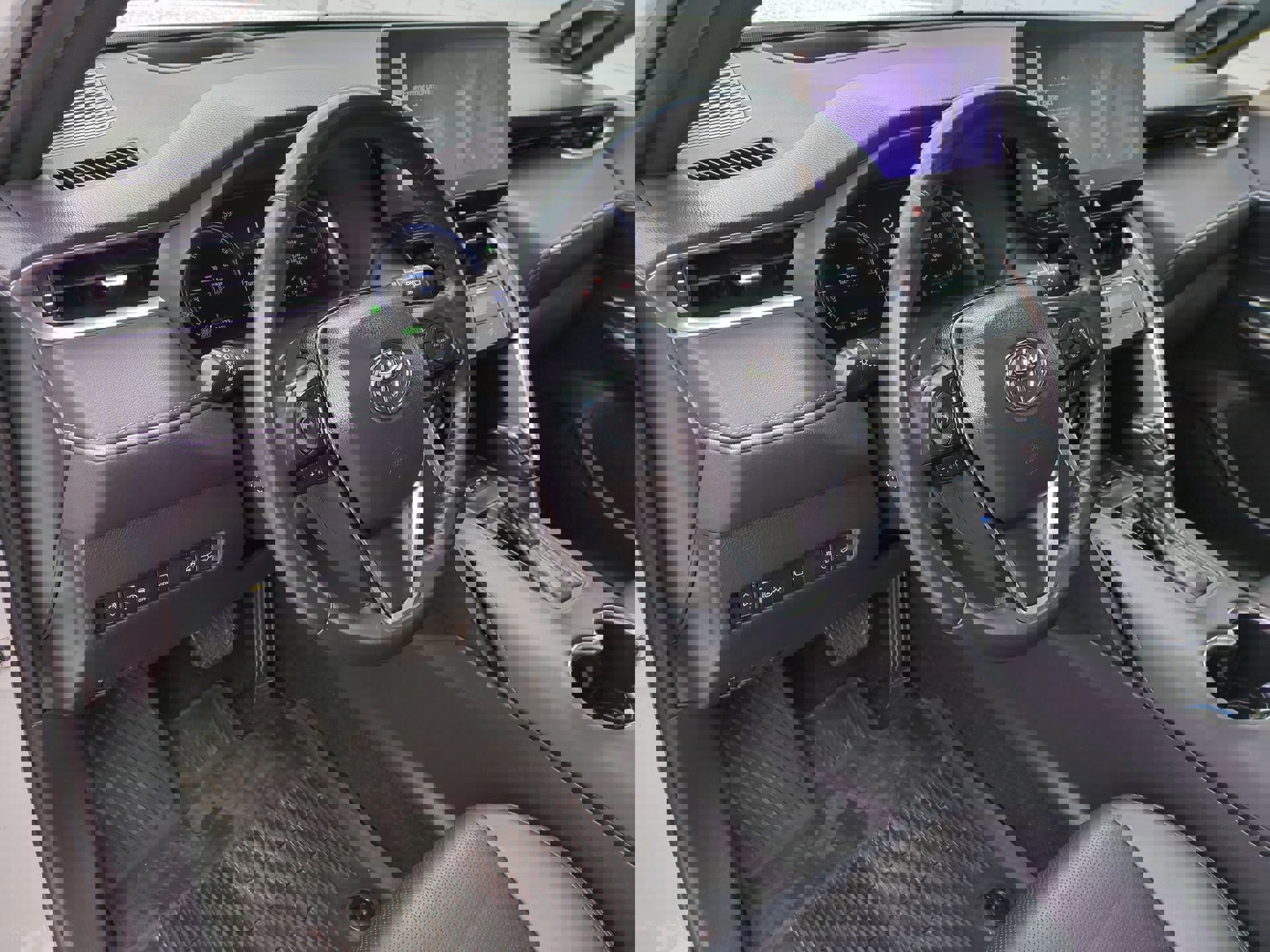 Used 2023 Toyota Venza Limited image 10