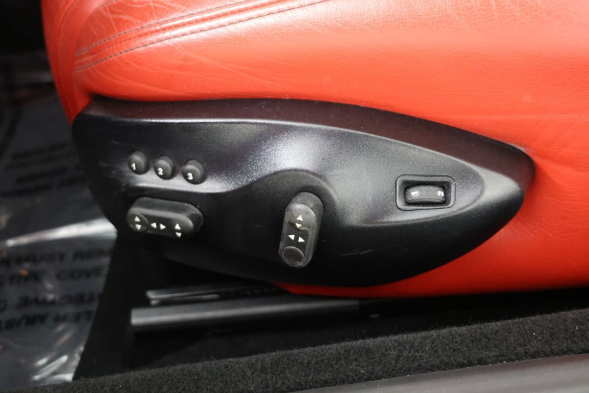 Used 2017 Maserati GranTurismo Convertible RWD image 19