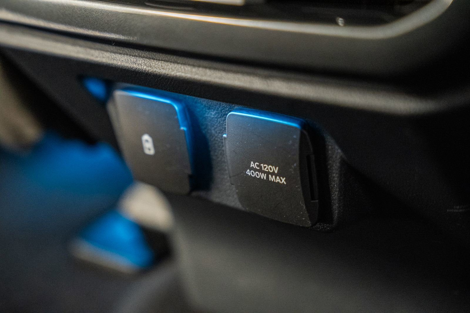 Certified 2023 Ford F150 Lariat w/ Equipment Group 502A High image 44