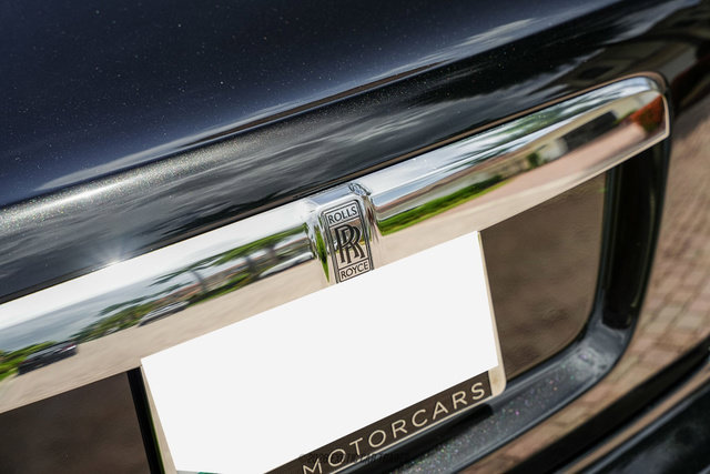 Used 2019 Rolls-Royce Dawn RWD image 68