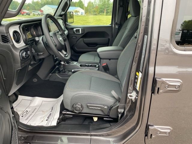 New 2025 Jeep Wrangler Sport S image 10