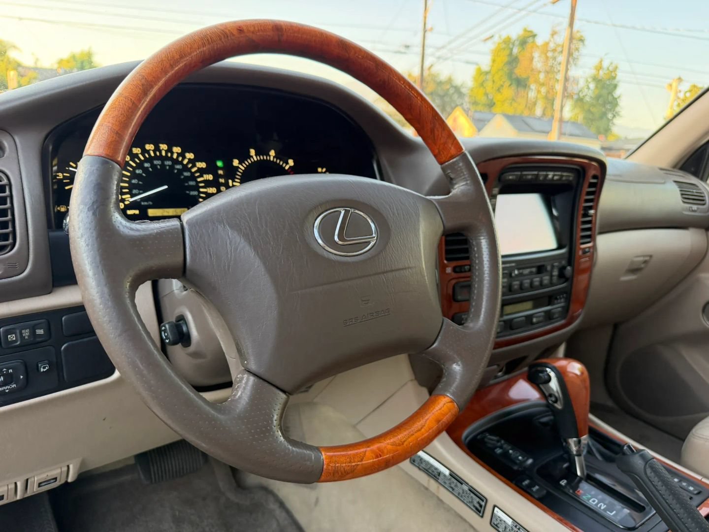 Used 2002 Lexus LX 470 4WD image 11
