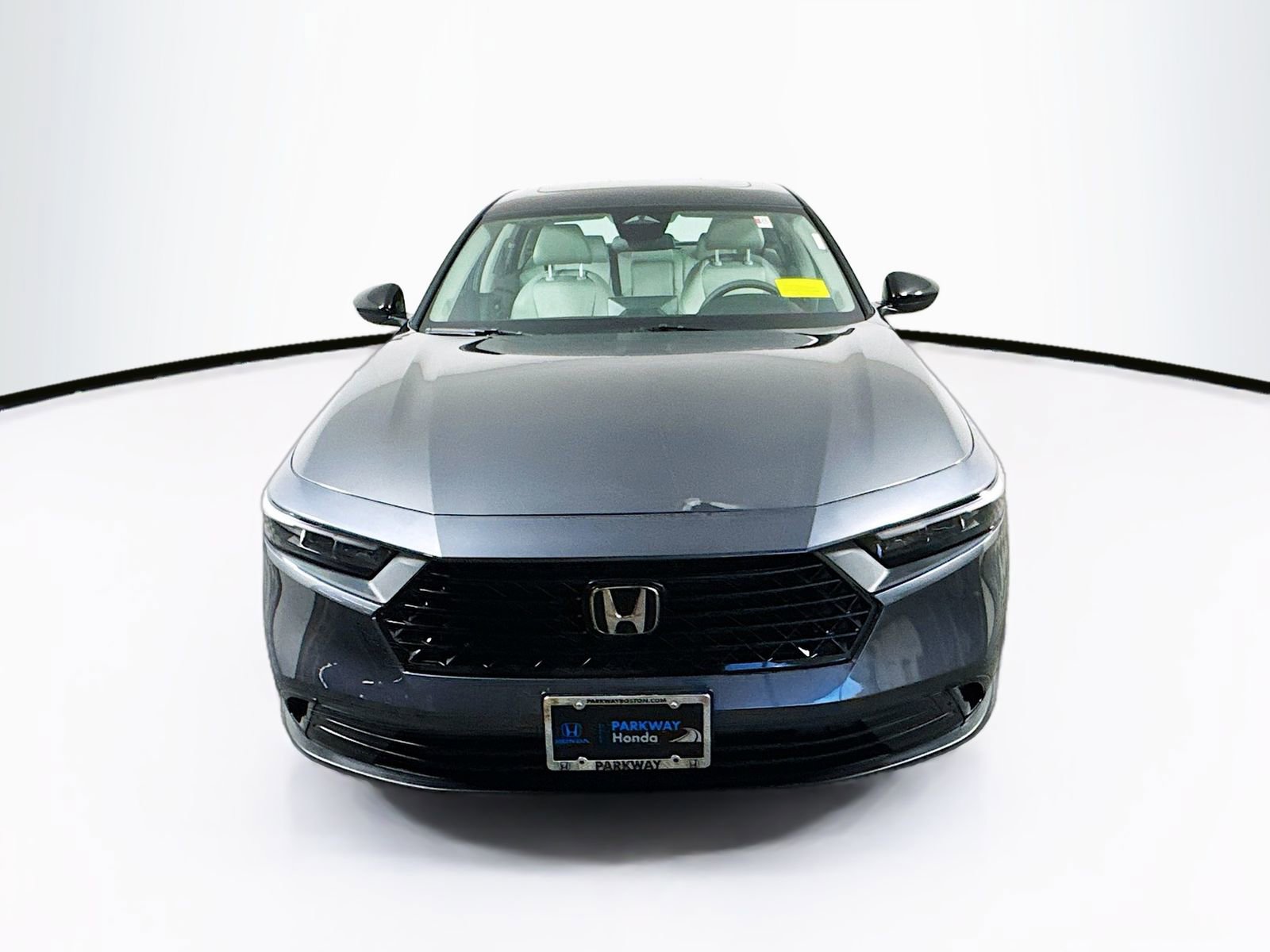 Used 2025 Honda Accord SE image 2