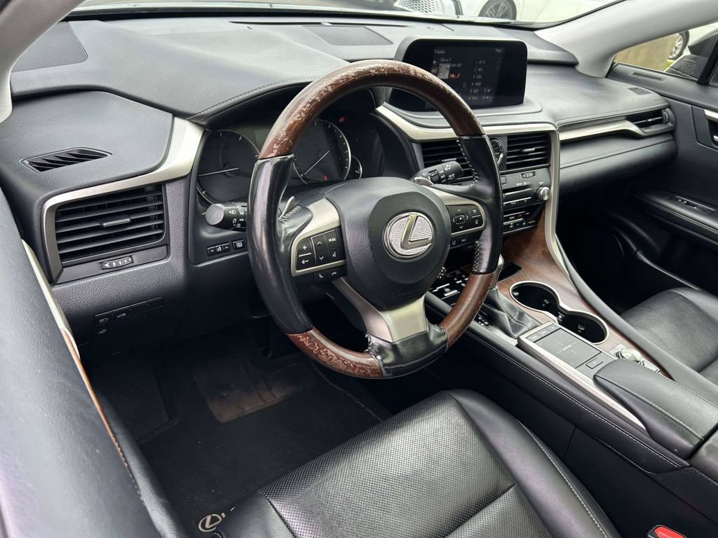 Used 2022 Lexus RX 350L FWD w/ Premium Package image 10