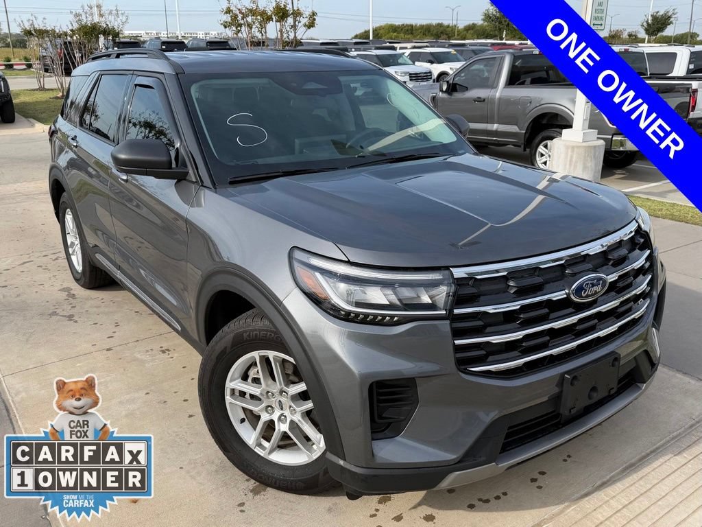 Used 2025 Ford Explorer Active RWD image 3