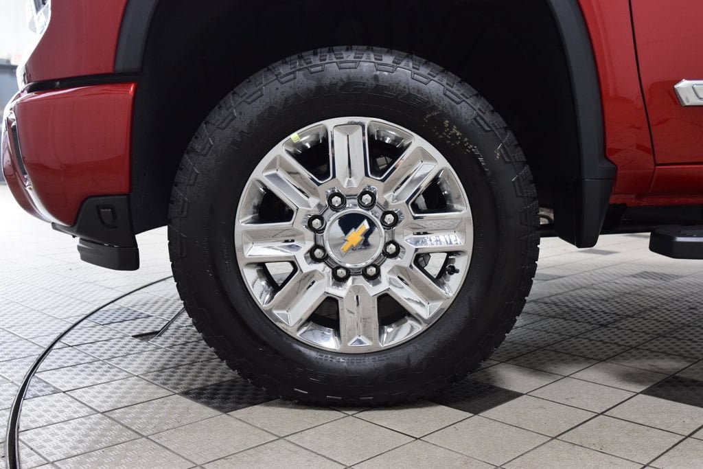 New 2026 Chevrolet Silverado 2500 High Country w/ High Country Premium Package AWD/4WD image 30