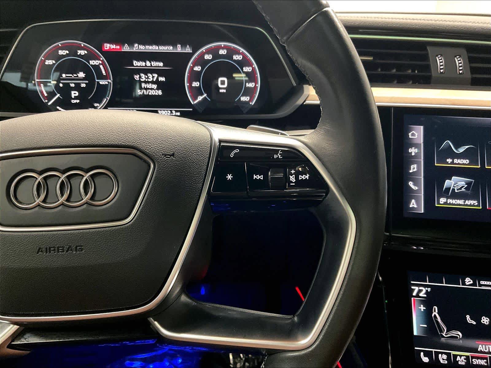 Used 2024 Audi Q8 e-tron Premium Plus w/ Premium Plus Package AWD/4WD image 19