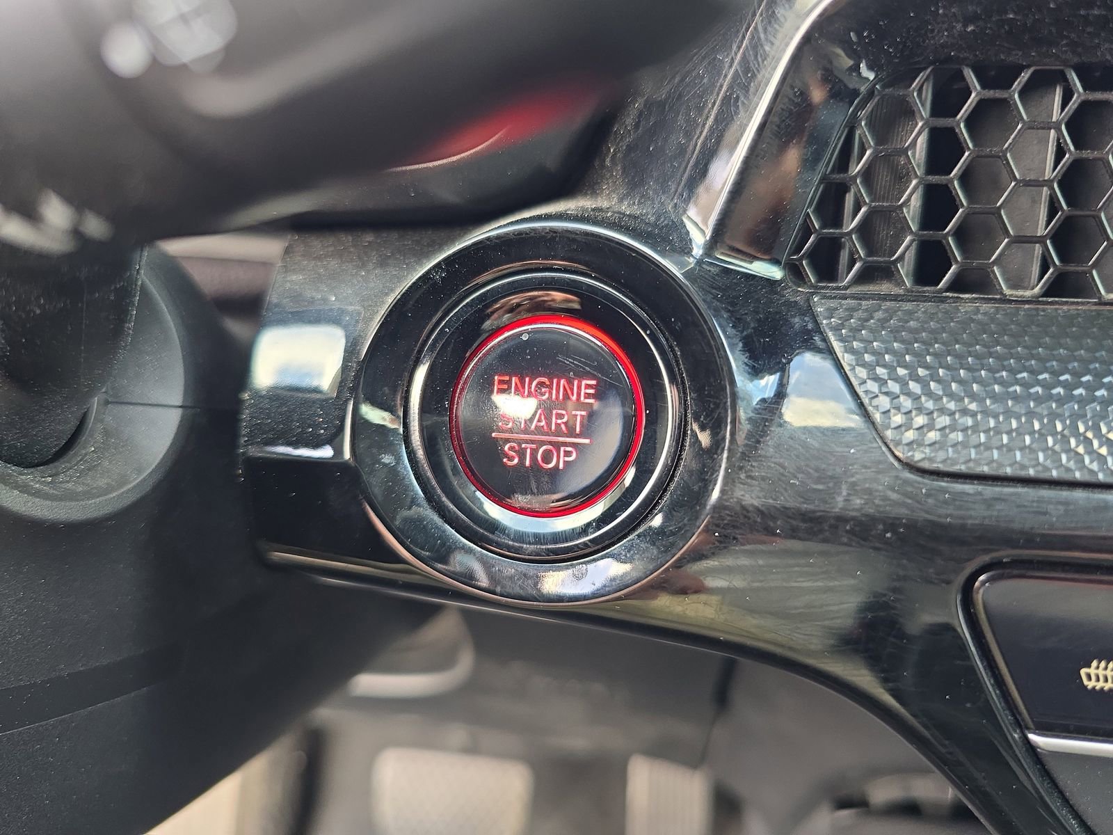 Used 2025 Honda CR-V EX-L image 27