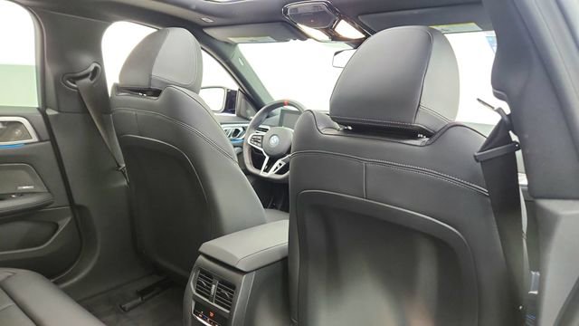 Used 2025 BMW i4 M50 AWD/4WD image 27