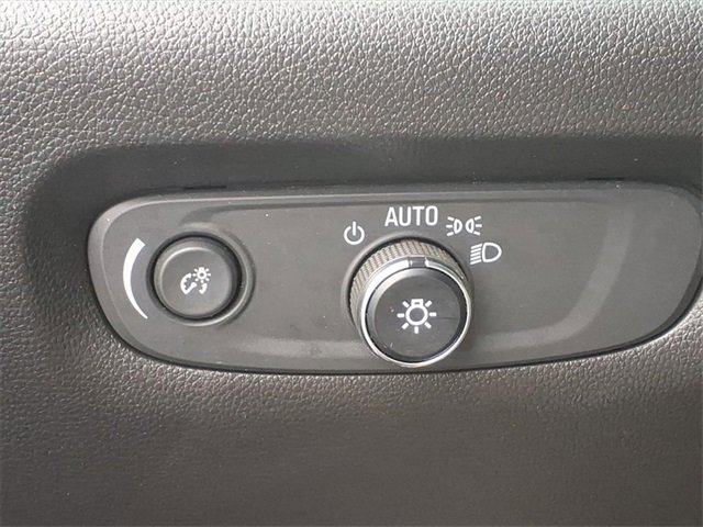 Used 2022 Chevrolet Traverse LT w/ LPO, Floor Liner Package image 20