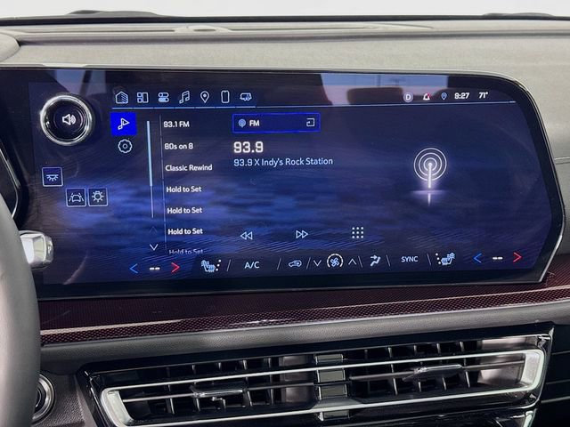 Used 2024 Chevrolet Traverse Z71 w/ LPO, Floor Liner Package image 15