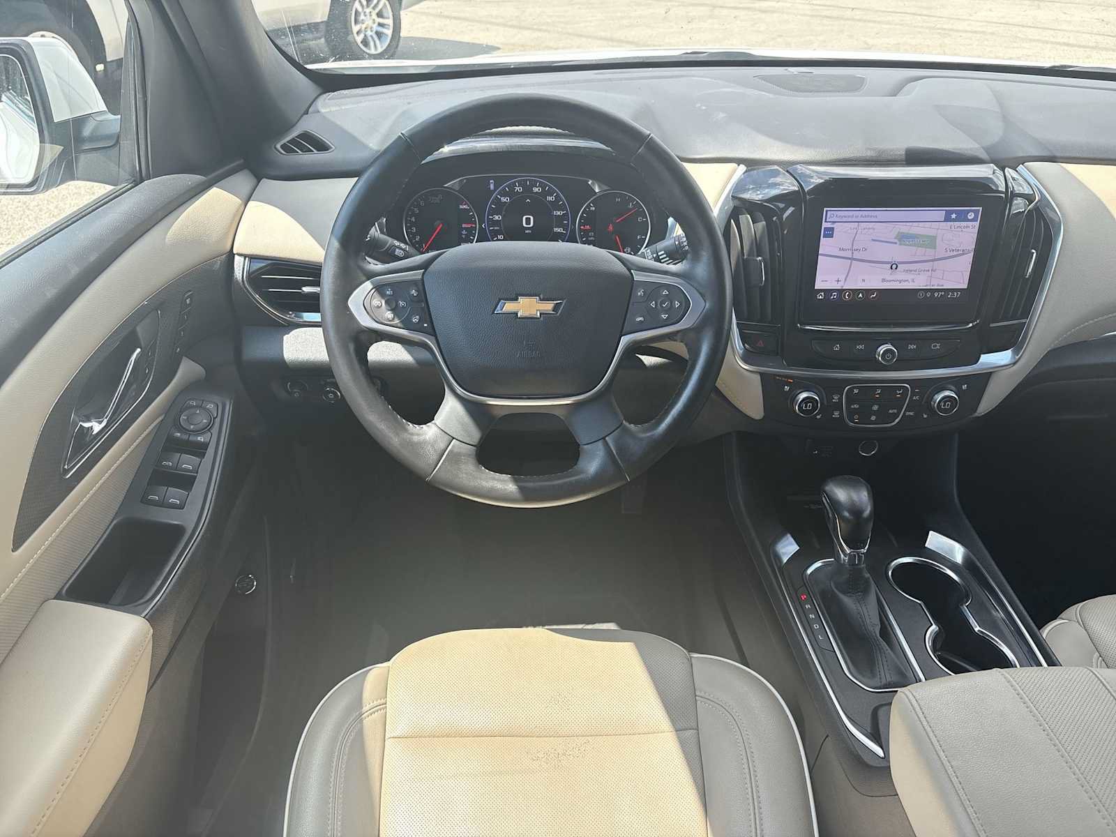Used 2022 Chevrolet Traverse Premier AWD/4WD image 11
