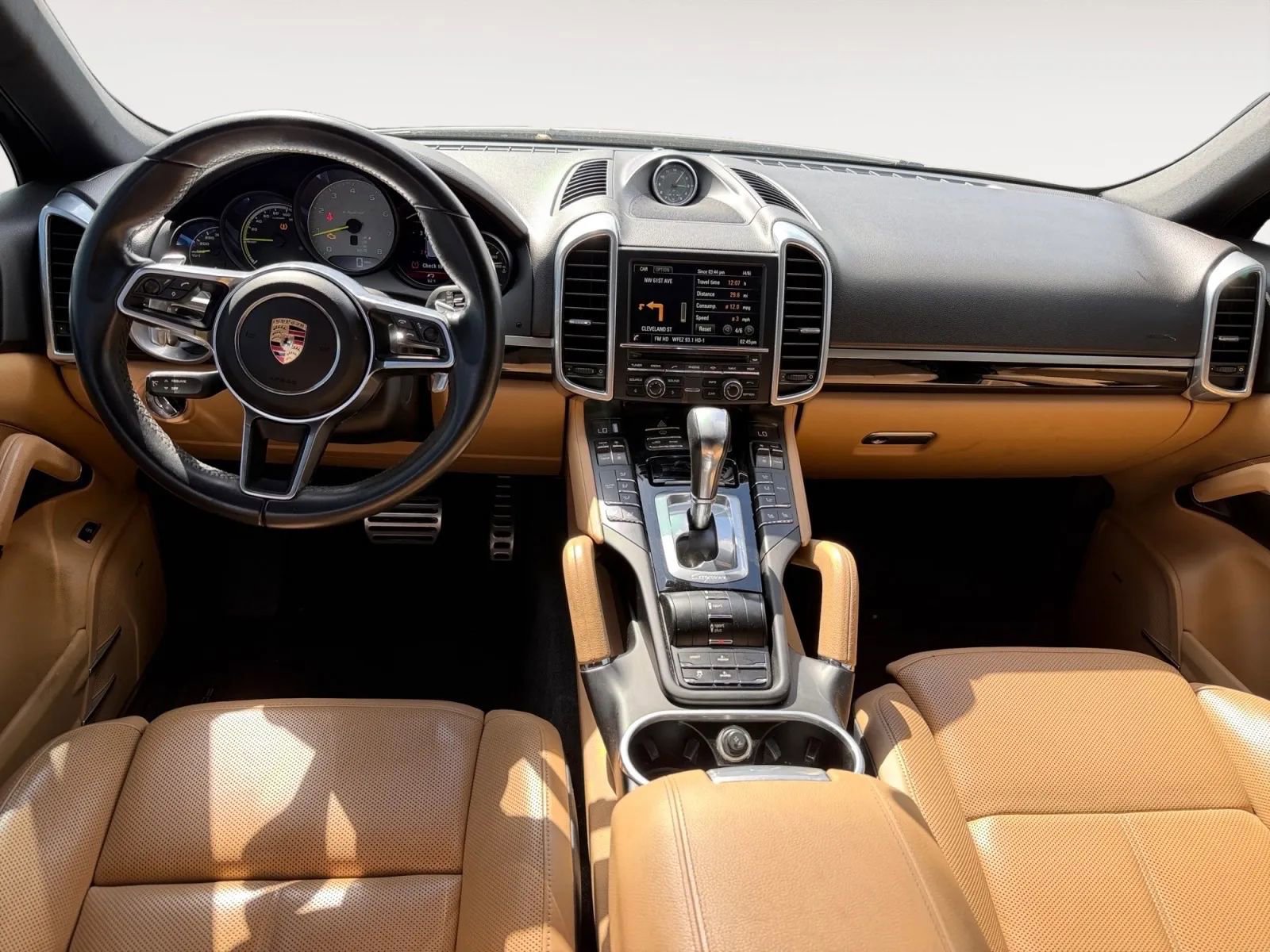 Used 2016 Porsche Cayenne S w/ Premium Package image 10